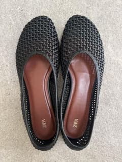 ZARA メッシュ フラットシューズ ブラック　41のサムネイル