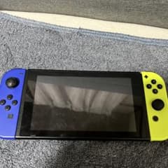 Nintendo Switch 本体 青/黄のサムネイル