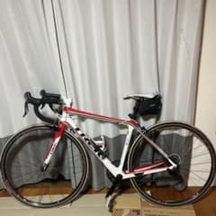 メーカー：TREK モデル：MADONE 4.5 H2 年式：2013 - メルカリ
