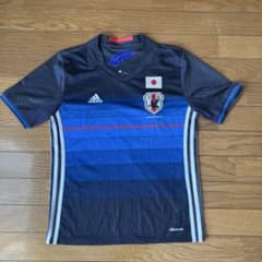 adidasサッカーユニフォームのサムネイル