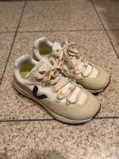 VEJA スニーカー　FITZ ROY TREK-SHELLのサムネイル