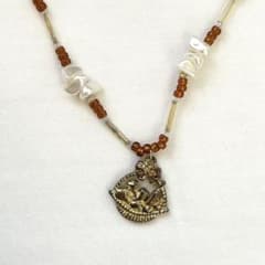 ハンドメイド ビーズネックレスとブレスレットの3点セットのサムネイル