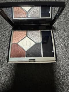 Dior サンク クルール クチュール 589 ギャラクティックのサムネイル