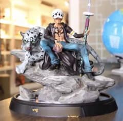 ワンピース トラファルガーロー フィギュア ガレージキット 27cm