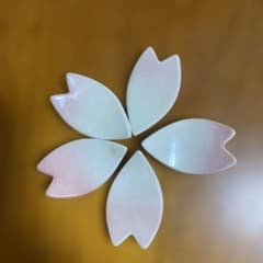 桜の花びら型 箸置き 5個セットのサムネイル