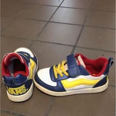 キッズ スニーカー バンズのサムネイル