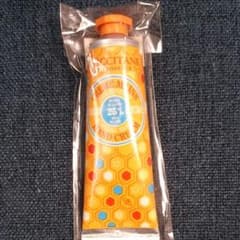 新品 未開封 ロキシタン ホイップハンドクリームのサムネイル