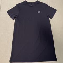 THE NORTH FACE Tシャツ、ワンピースのサムネイル