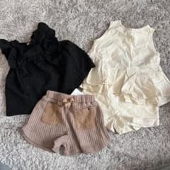 フリル付きトップスとショートパンツセットのサムネイル