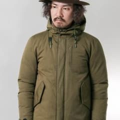 （トリトンさん専用）URBAN RESEARCH  MILITARY  DOWNのサムネイル