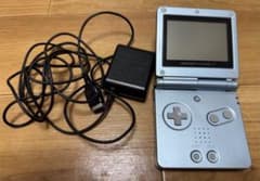ゲームボーイアドバンスSP シルバー 充電器付き - メルカリ