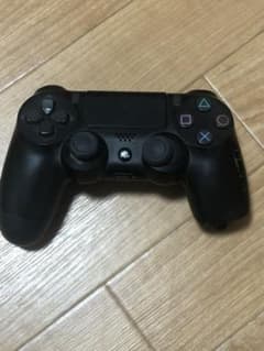 PS4 純正コントローラー　ジャンク品のサムネイル