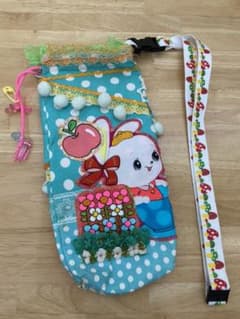 ハンドメイド　ペットボトルホルダーのサムネイル