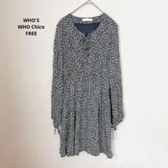 who's who Chico ブラック系　小花柄ミニワンピース　FREEのサムネイル