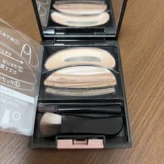 AUBE couture ブラシひと塗りシャドウ 566 ベージュ系 - メルカリ
