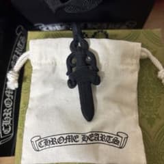 CHROME HEARTS ダガー ラバー ネックレスのサムネイル
