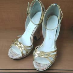 パンプス サンダル　Dianaのサムネイル