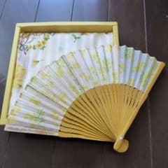 ete mignon 扇子 ハンカチ セットのサムネイル