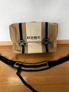 ★ハーレー★純正ショルダーバッグ★シーシーバーバッグ★絶版中古品★通勤通学にも★のサムネイル