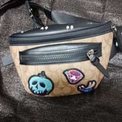 COACH　白雪姫　ウエストポーチのサムネイル