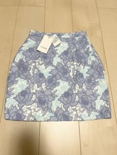 ★再値下げ★ リエンダ　花柄スカートXSサイズのサムネイル