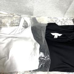 H&MブラトップSブラック&ホワイト2枚セットカップ付きタンクトップ黒白のサムネイル