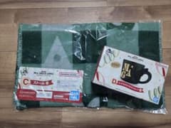 Mr. GREEN APPLE 一番くじ　スカーフ＆マグカップセット ミセスグリーンアップル 一番くじ ストール マグカップ｜Yahoo!フリマ