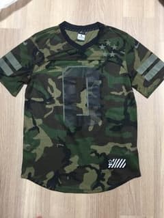 ナイキ フットボールTシャツのサムネイル