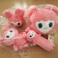 TWICE LOVELYS GIGO限定 MOMO モブリーまとめ売り - メルカリ