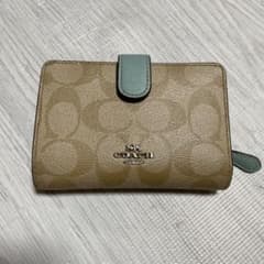値下げ中！！！ COACH コーチ 二つ折り財布のサムネイル