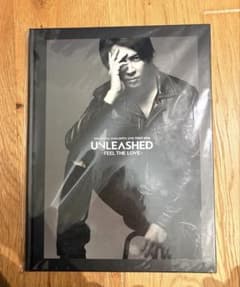 美品】山下智久 UNLEASHED ツアーパンフレット - メルカリ