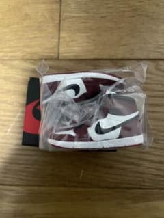 Nike x ガシャポン Air Jordan 1 High ‘85のサムネイル
