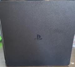 PlayStation®4 ジェット・ブラック 500GB CUH-2000A…のサムネイル