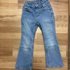 GU キッズ フレアデニムパンツ 110cmのサムネイル