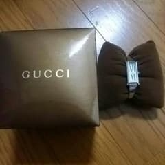GUCCI腕時計のサムネイル