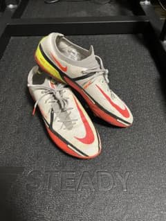 NIKE PHANTOM サッカースパイクのサムネイル