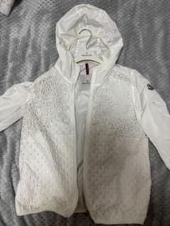 MONCLER ホワイト レースジャケット 専用です他の人は購入しないで下さいのサムネイル