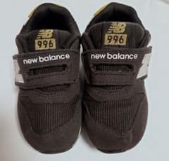 New Balance 996 キッズスニーカー ダークブラウン　14.5cmのサムネイル