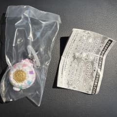 プリキュアオールスターズ 変身めじるしアクセサリー スイーツパクトのサムネイル