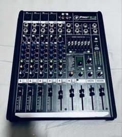 Mackie PROFX8 アナログミキサーのサムネイル