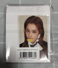 MISAMO PLAY JYP特典 サナ フォトカード付きアクリルフォトスタンド