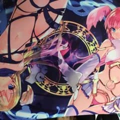 天秤を揺らす女 ウムルタウィルプレイマットのサムネイル