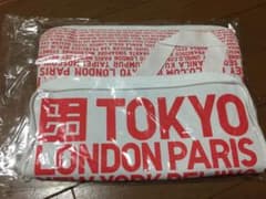 ユニクロのノベルティ   保冷バッグ  未使用のサムネイル