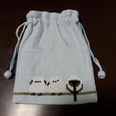 シマエナガのクロスステッチ刺繍巾着袋 - メルカリ