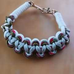ハンドメイド パラコード スマホストラップのサムネイル