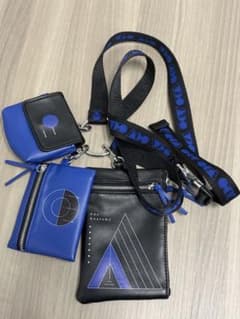 Ado Adotomy ストラップポーチ 東京 - メルカリ