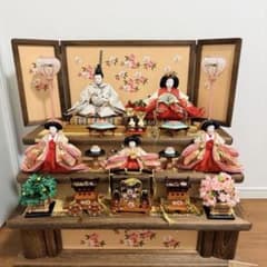 まこちゃん様専用④雛人形 中型 木製 多色 花柄装飾 - メルカリ