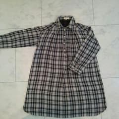 ゆープロフ必読様専用♪HUSH HUSH チュニックシャツ size３のサムネイル