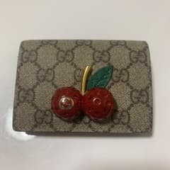 GUCCI 財布　チェリーのサムネイル