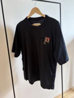 sacai サカイ 22AW フラワー刺繍 ポケットTシャツのサムネイル